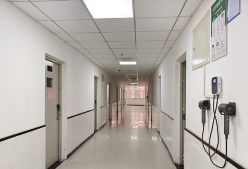 石家莊東華鐵路學(xué)校宿舍能洗澡嗎？