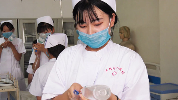 河北同仁醫(yī)學(xué)中等專業(yè)學(xué)校2026年護理專業(yè)招生